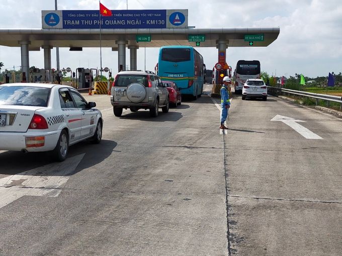 Thu phí trở lại tuyến cao tốc Đà Nẵng - Quảng Ngãi