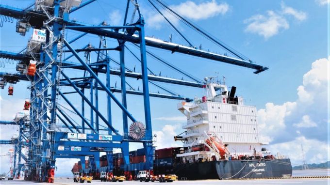Đầu năm 2021: Hàng hóa thông qua cảng biển tiếp tục tăng trưởng