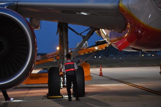Thông tin về vụ hai máy bay va chạm tại sân bay Nội Bài ngày 27/11