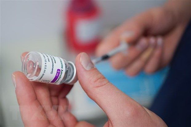 AstraZeneca có vaccine ngừa biến thể SARS-CoV-2 trong năm nay