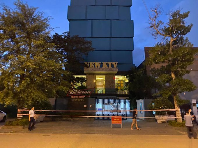 Hải Phòng: Phong tỏa Bar New KTV vì liên quan nữ tiếp viên dương tính với Covid-19