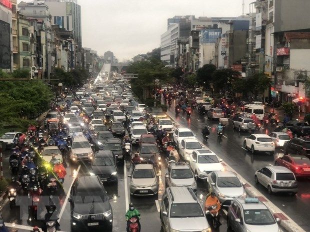 Hình ảnh nhiều tuyến đường Hà Nội ngập úng cục bộ sau cơn mưa lớn