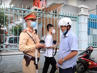 [Video] Người dân Thủ đô ủng hộ tăng cường xử lý vi phạm nồng độ cồn