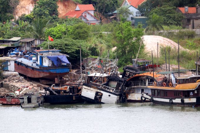 Quảng Ninh: Nhiều cơ sở đóng tàu, thuyền “chui” tại TP Hạ Long
