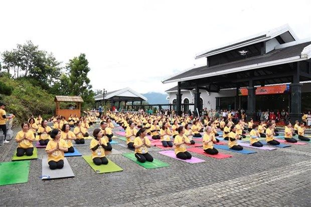 Ngày Quốc tế Yoga tại Sa Pa: Kết nối giao lưu văn hóa Việt Nam-Ấn Độ