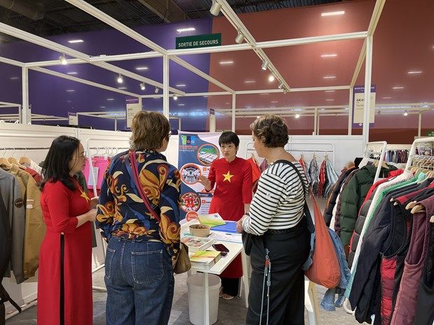 Việt Nam tham dự hội chợ dệt may Première Vision 2022 tại Pháp