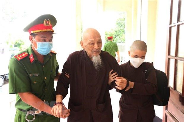 Xét xử vụ án tại Tịnh thất Bồng Lai: Tuyên phạt Lê Tùng Vân 5 năm tù