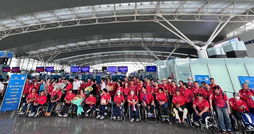 Vietnam Airlines đưa vận động viên khuyết tật dự ASEAN Para Games