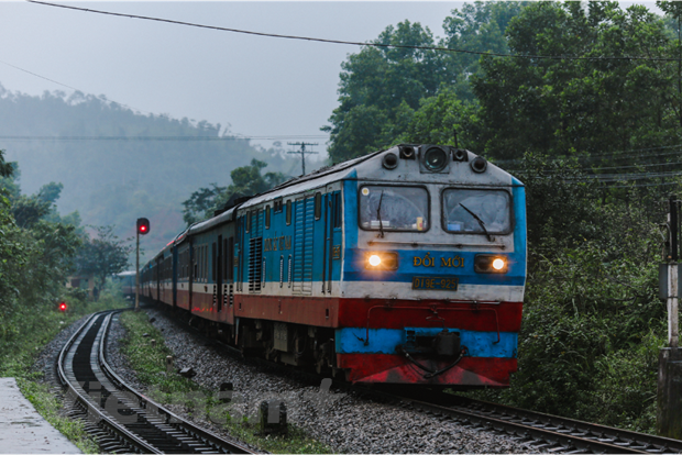 Bộ GTVT phê duyệt gần 1.200 tỷ đồng cải tạo đoạn đường sắt 995,7km