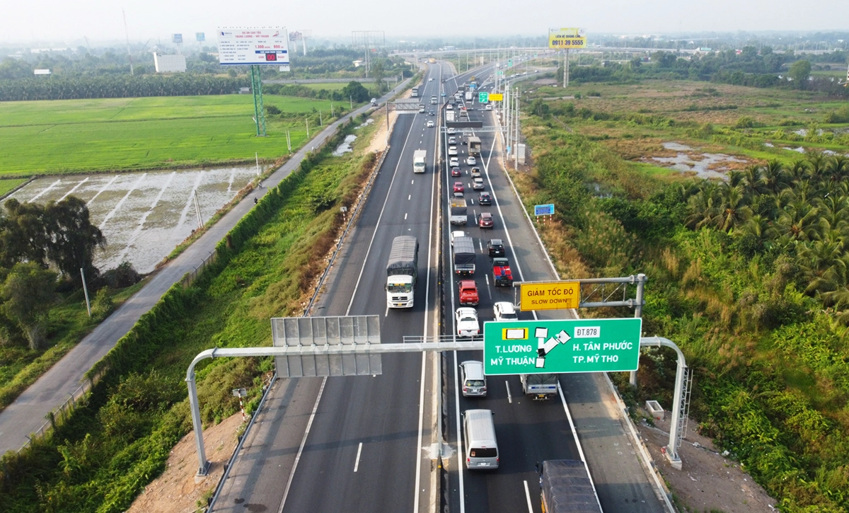 Nhiều hệ quả khi chậm thu phí cao tốc Trung Lương - Mỹ Thuận