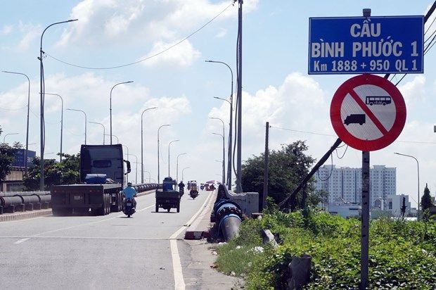 TP.HCM kiến nghị điều tra nguyên nhân làm hư hỏng Cầu Bình Phước 1