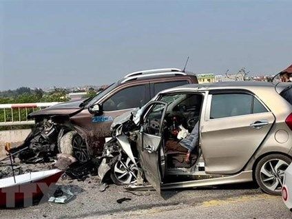 Tai nạn giao thông trên cao tốc Nội Bài-Lào Cai, 1 người tử vong