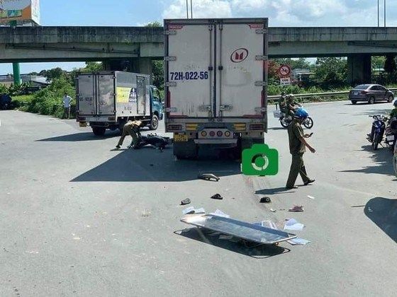 Đồng Nai: Va chạm với xe tải, 3 người đi xe máy tử vong tại chỗ