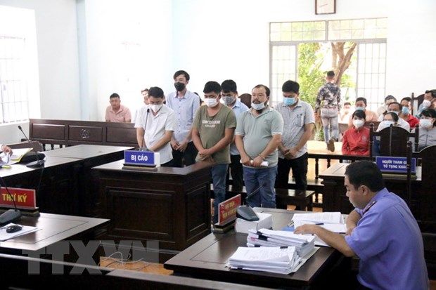 Bình Thuận: Phạt tù 6 đối tượng làm giả giấy xét nghiệm SARS-CoV-2