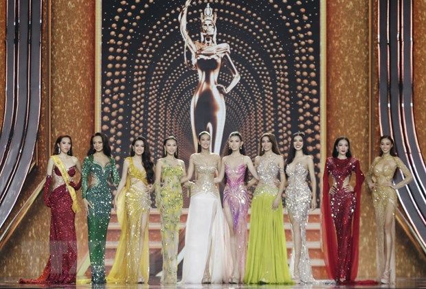 Những hình ảnh rạng rỡ của Hoa hậu Hòa bình Việt Nam Đoàn Thiên Ân