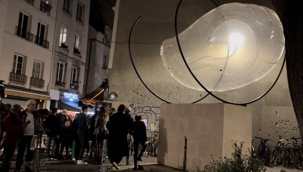 Sôi động lễ hội “Đêm Trắng” cùng nghệ thuật đương đại tại Paris