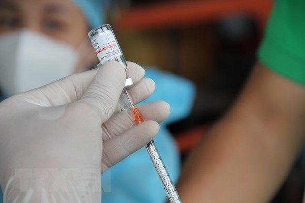Mỗi nhân viên y tế phải là tuyên truyền viên về tiêm vaccine