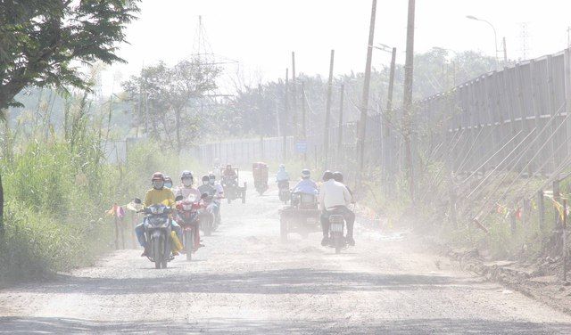 Chủ đầu tư nhận trách nhiệm thi công đường Phạm Hữu Lầu, TP.HCM mất an toàn giao thông