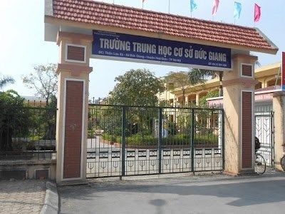 Hà Nội: Khẩn trương xác minh vụ học sinh lớp 9 nhảy từ tầng 3