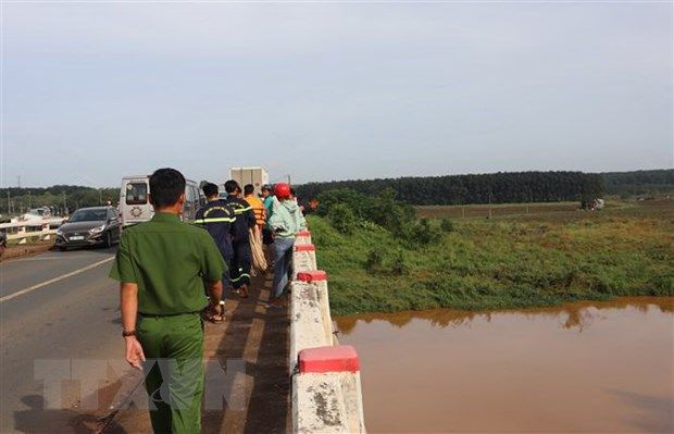 Bình Phước: Thấy thi thể người phụ nữ nghi nhảy cầu xuống sông Bé