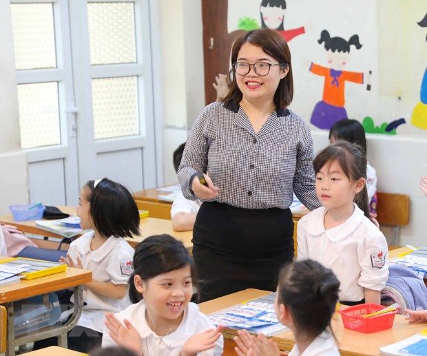 Cô giáo tiểu học và sáng kiến ứng dụng “Sổ tay đến trường”