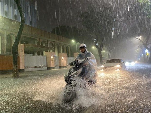 Khu vực Trung Bộ, Tây Nguyên và Nam Bộ sẽ có mưa to trong mấy ngày tới