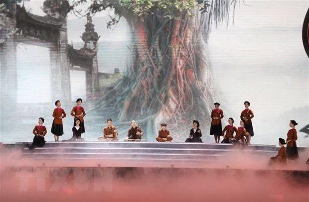 Festival Ninh Bình 2022: Sôi động lễ hội đường phố và đại nhạc hội