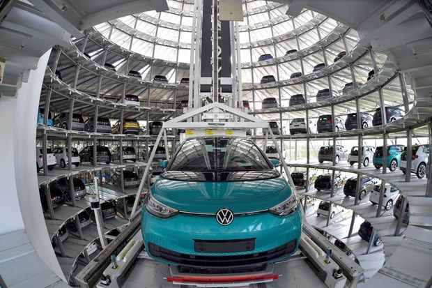 Doanh thu của Volkswagen tăng dù lượng xe bán ra giảm trong năm 2022
