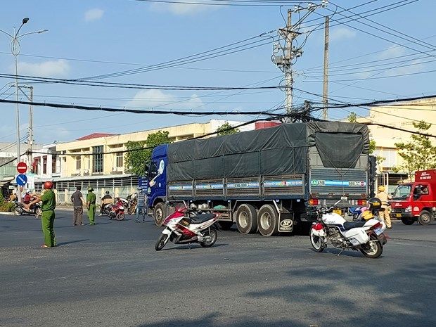 Cà Mau: Tai nạn giao thông nghiêm trọng, hai người tử vong