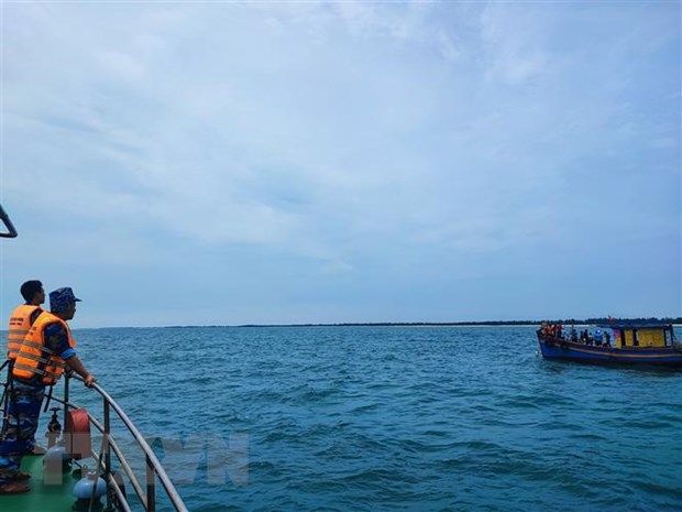 Quảng Trị: Tìm được nốt thi thể người chồng vụ 2 ngư dân mất tích