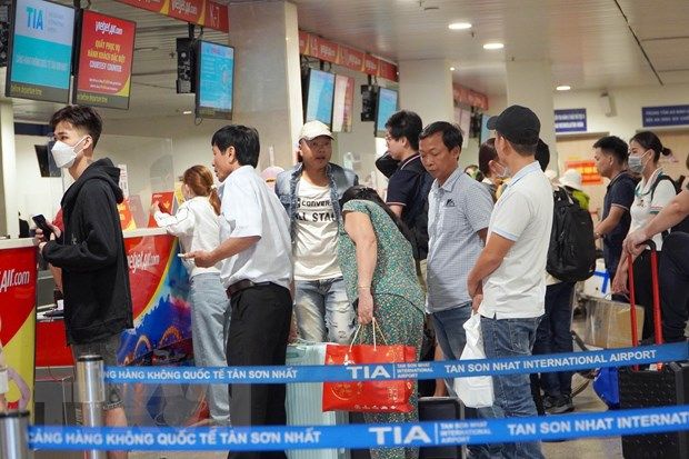 Sân bay Tân Sơn Nhất dự kiến đón gần 24 triệu lượt khách trong dịp Hè