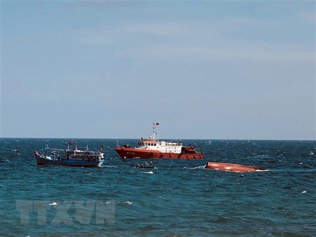 Bình Thuận: Tìm thấy thi thể ngư dân mất tích trên biển