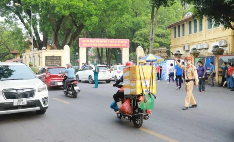 Hà Nội có 152 vị trí cổng trường học tiềm ẩn nguy cơ mất an toàn giao thông