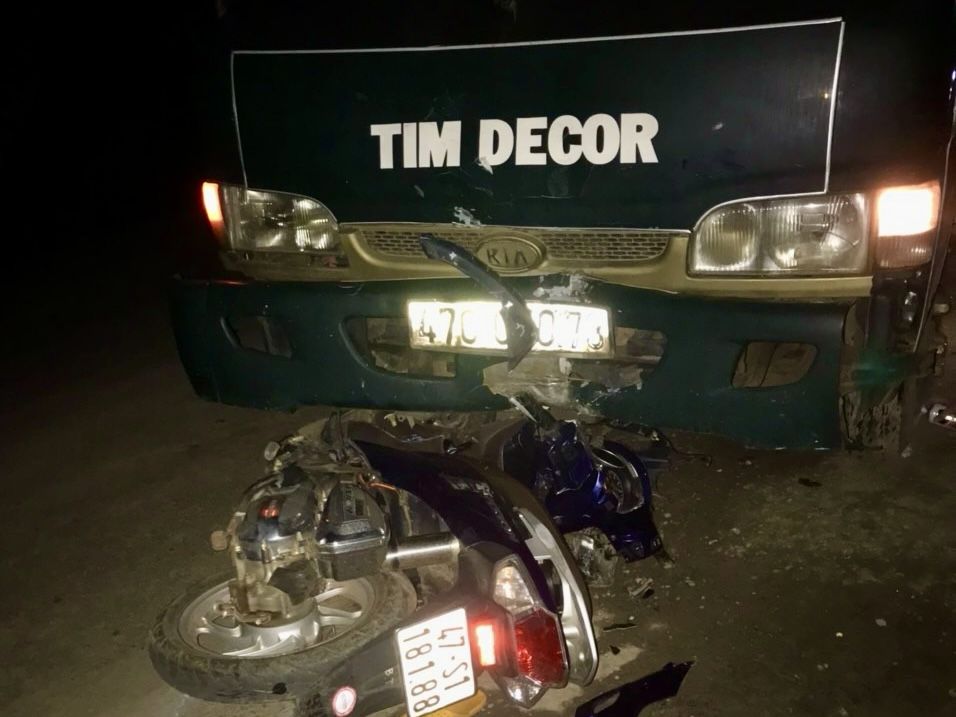 Đắk Lắk: Va chạm xe tải, 2 người phụ nữ đi xe máy tử vong tại chỗ