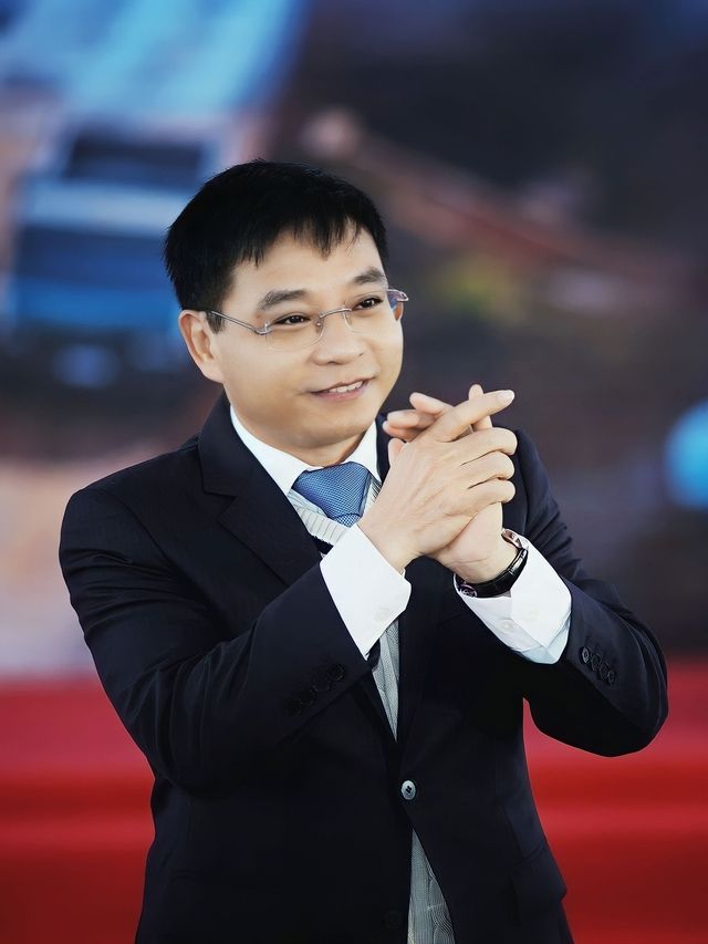 Bộ trưởng Nguyễn Văn Thắng chúc Tết cán bộ, công chức, người lao động ngành GTVT