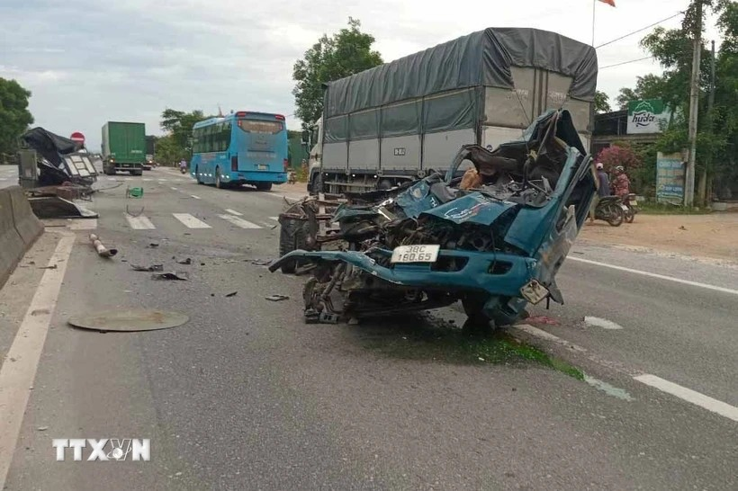 Hà Tĩnh: Tai nạn liên hoàn trên quốc lộ 1 làm 3 người tử vong