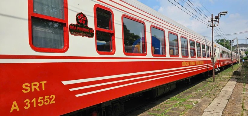 Vận hành 20 toa hạng sang trên tuyến đường sắt Hà Nội-Hải Phòng
