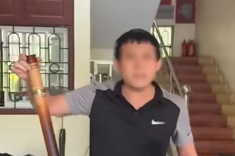 Thanh Hóa: Tạm đình chỉ công tác cán bộ thuế xưng 