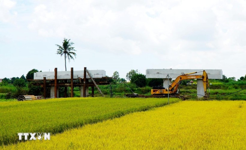 Quảng Ngãi: Vướng mặt bằng, dự án đường Hoàng Sa-Dốc Sỏi có nguy cơ 